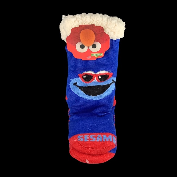 NWT Adult Sesame Street Blue Cookie Monster Sherpa Socks OS